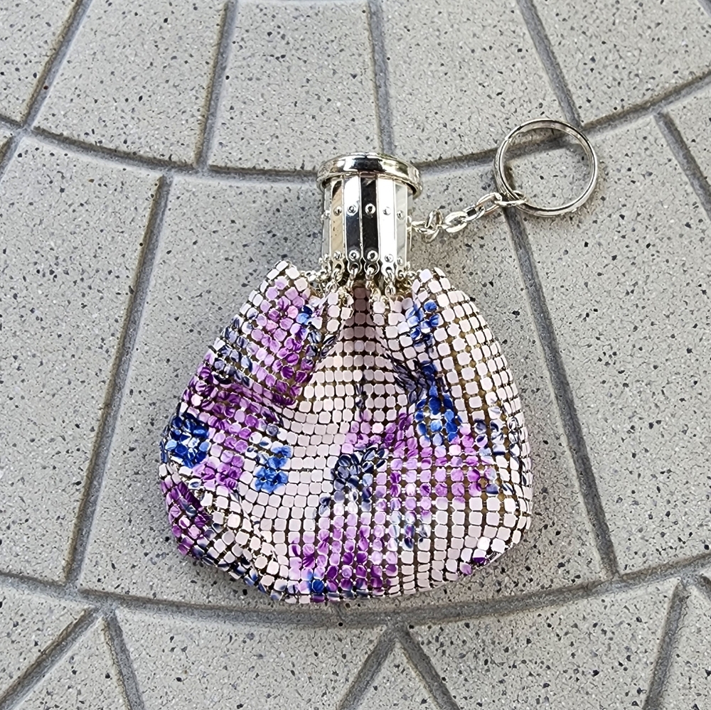 Vintage Whiting & Davis Mesh Chainmail Floral Art Deco Bottleneck Coin Purse